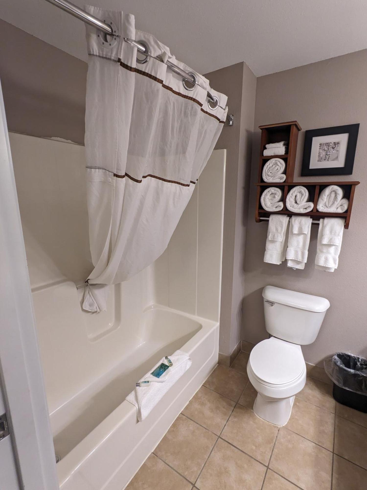 Grandstay Residential Suites Hotel Сейнт Клауд Екстериор снимка